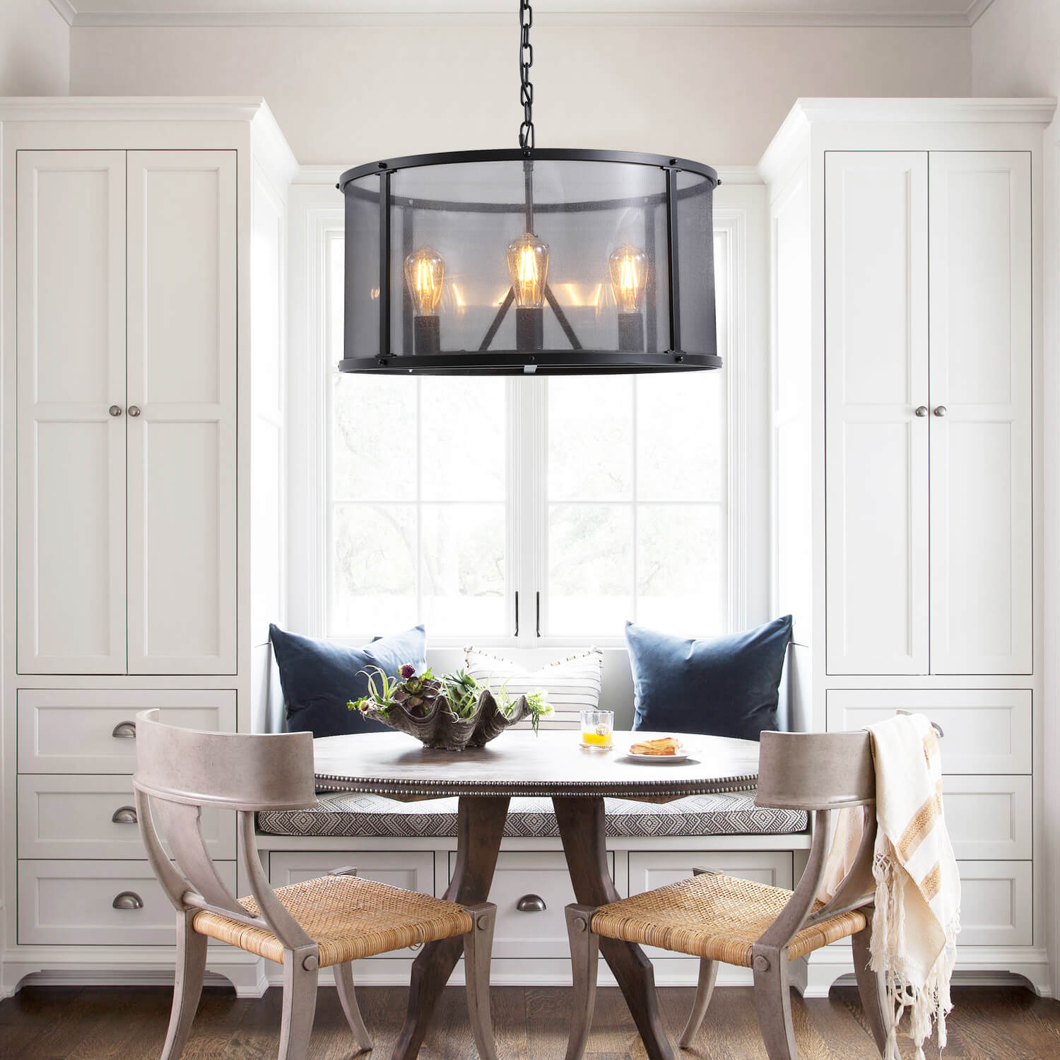 Moooni® Black Farmhouse Iron Caged Pendant Light