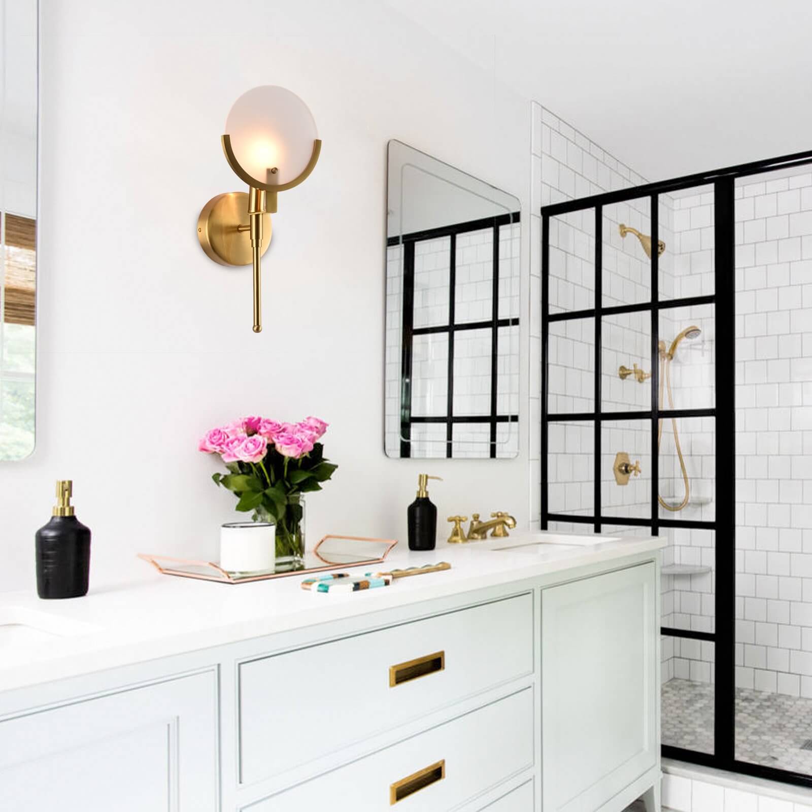 Modern-Brass-Body-Round-Shape-Crystal-Wall-Light