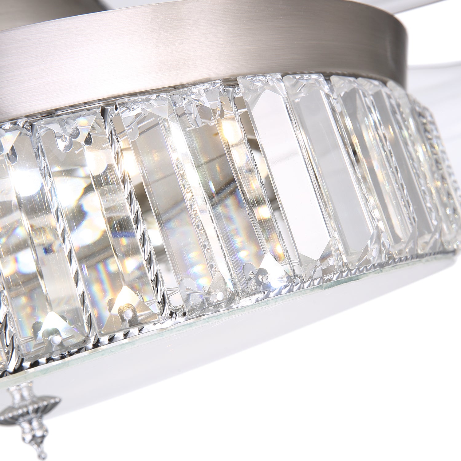 MOOONI-Fan-Chandelier-Color-Changing-Chrome-Retractable-Fan-Crystal-Detail
